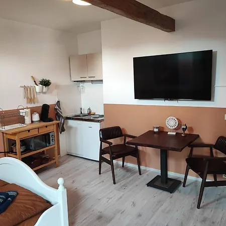 Schaebu 4 Altmarkt Goes Afrika Apartment Cottbus